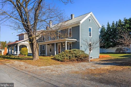 202 Shenandoah Ave, Edinburg VA  22824-9135 exterior
