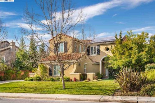 161 Coriander Ave, Morgan Hill, CA 95037-2536