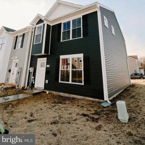 46 Ashburg Dr, Navy Sup Dpt, PA 17050-8254