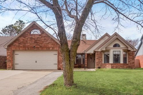 1147 Prospect Dr, Lewisville TX  75028-2549 exterior