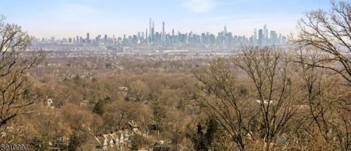 152 Highland Ave, Montclair, NJ 07042-1914