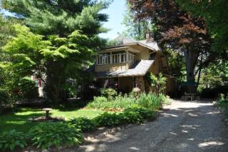 221 Highland Rd, Mahwah, NJ 07430-1408