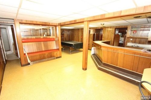 434 Harristown Rd, Ridgewood NJ  07452-2836 exterior