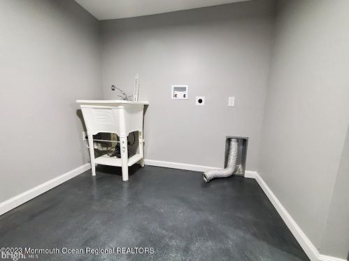 111 Main St, Plumsted Township NJ  08533-1311 exterior