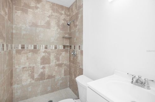 1307 Olive St, Lakeland FL  33815-4321 exterior