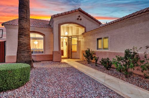 5019 Paradise Ln, Glendale AZ  85306-2655 exterior