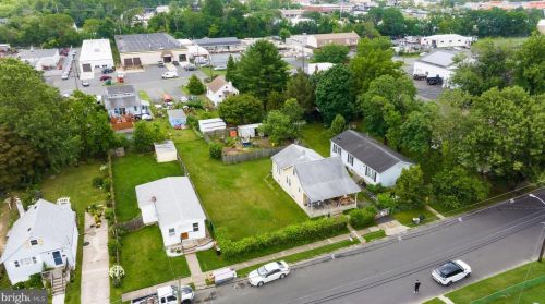 1612 6th St, Trenton, NJ 08638-3004