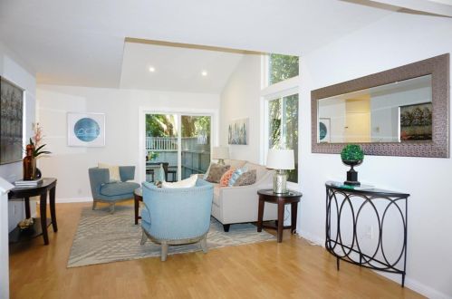 688 Garland Ter, Sunnyvale, CA 94086-7963