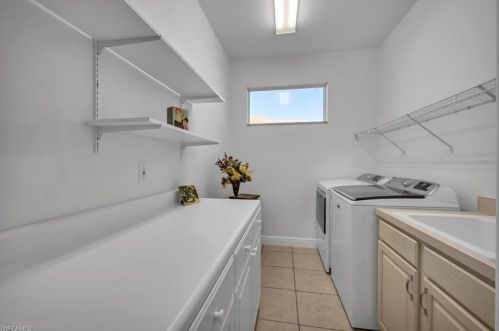 5113 Castlerock Way, Naples FL 34112-7926 exterior