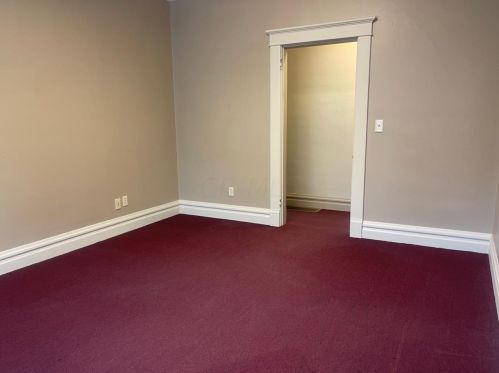 460 Delaware Ave, Marion OH  43302-5037 exterior