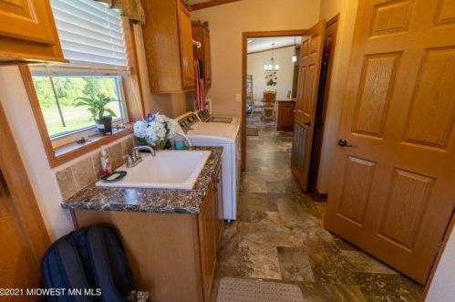 21075 Westwood Dr, Clitherall, MN 56524-9503