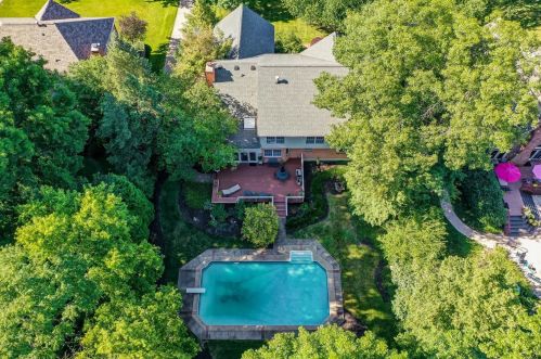 3281 Brinton Trl, Cincinnati, OH 45241-4820