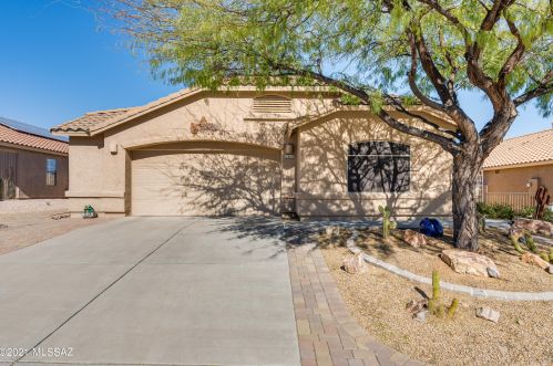 1610 Rio Bonito, Green Valley, AZ 85614-6377
