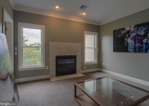 4205 Prosperous Dr, Harrisburg PA  17112-6038 exterior