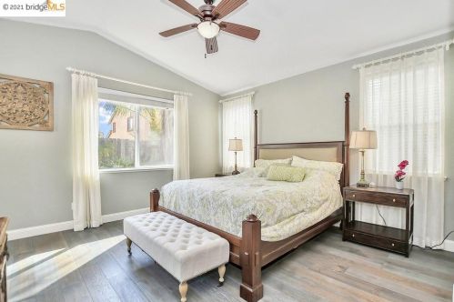 27 Vignola Ct, Oakley CA 94561-1788 exterior