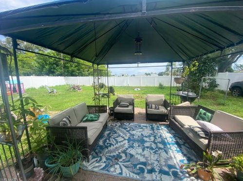 2923 11 Ct, Cape Coral FL  33914-5622 exterior