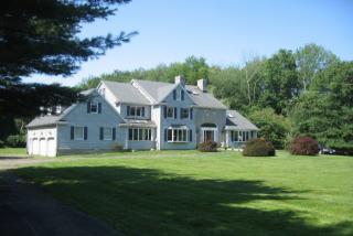 3366 Congress St, Fairfield CT  06824-2067 exterior