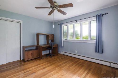 161 Heritage Rd, Putnam CT  06260-2737 exterior