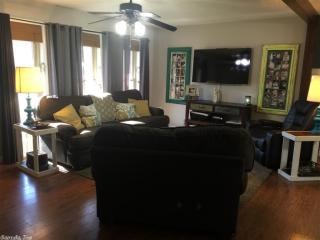 109 Chickasaw Pl, Jacksonville AR  72076-1905 exterior