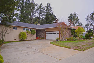 5050 Parkridge Dr, Oakland, CA 94619-3514
