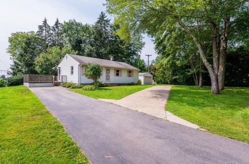 164 Browning Rd, Norwich, CT 06360-1418