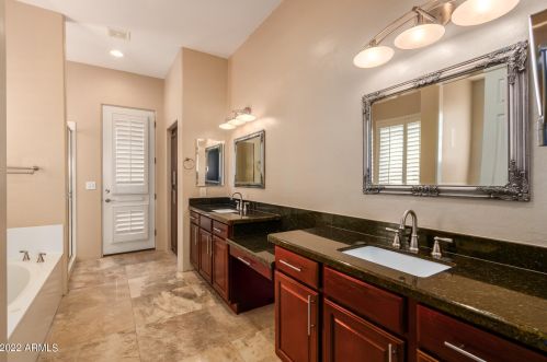 38509 34th Ave, Phoenix AZ 85053-2909 exterior