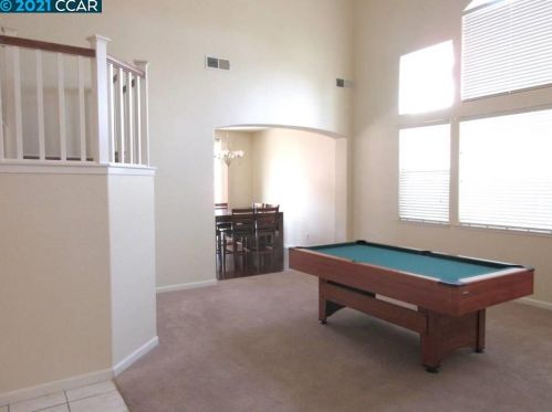 1337 Yosemite Cir, Oakley, CA 94561-5205