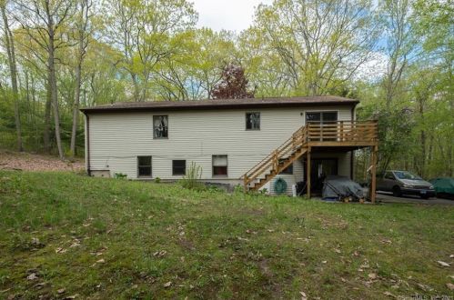 171 Kimberly Ln, Woodbury CT  06798-2424 exterior