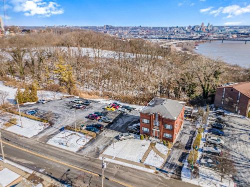 464 Grand Ave, Cincinnati, OH 45205-2276