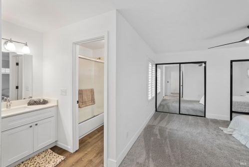 101 Fairoaks Dr, Vacaville CA  95688-5319 exterior