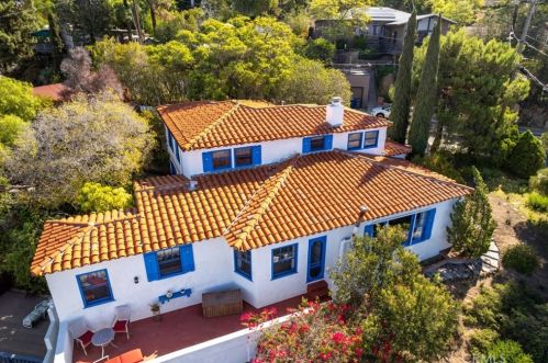 8406 Hillcrest Ave, La Mesa, CA 91941-5321