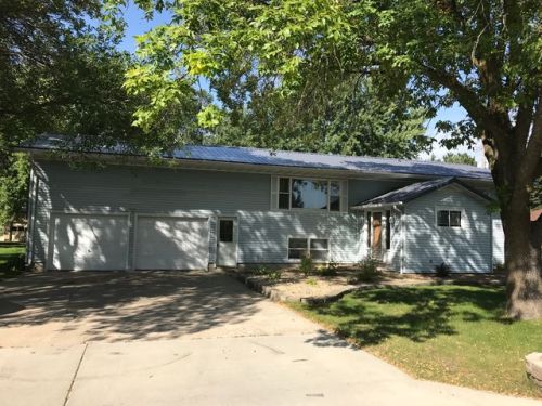 513 St, Paynesville MN  exterior
