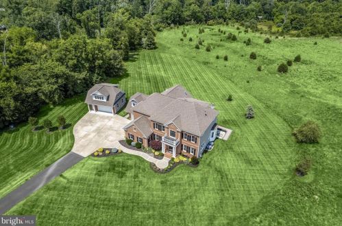 21151 Mill Branch Dr, Leesburg, VA 20175-6369