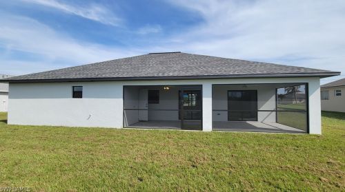 902 11th Pl, Cape Coral FL  33991-2456 exterior