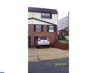 8827 Macon St, Philadelphia, PA 19152-1407