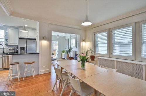 425 Gln Echo Rd, Philadelphia PA 19119-2915 exterior