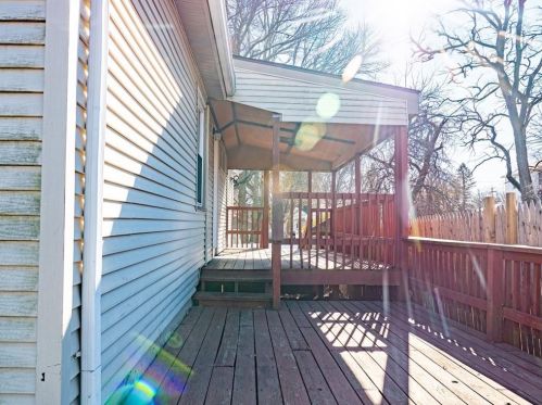 12 Time St, North Providence RI  02904-4721 exterior