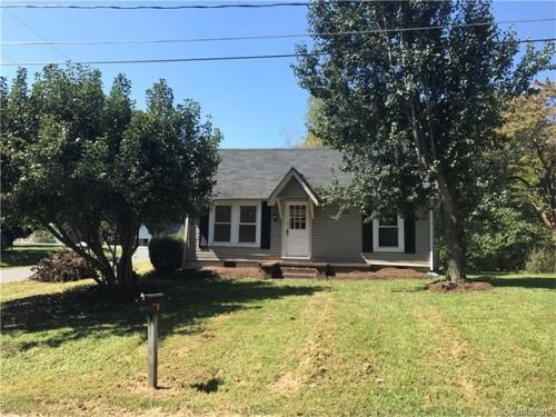 1301 Laura Ave, Kannapolis, NC 28083-9402