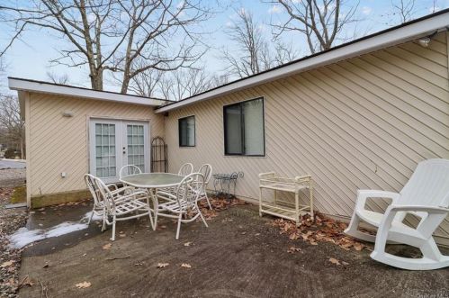 36 Nottingham Gate Rd, Rock Hill NY  12775-6505 exterior