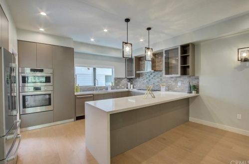 4809 Carpenter Ave, North Hollywood CA  91607-3204 exterior