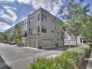 710 Zephyr Dr, Oakland, CA 94607-1533