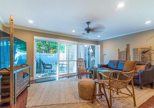 7403 Oakmont Dr, Santa Rosa CA  95409-6365 exterior
