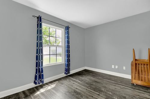 1548 Roscommon Dr, Pataskala OH  43062-7017 exterior