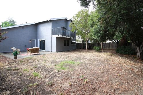 118 Oakmeade Ct, Vacaville CA exterior