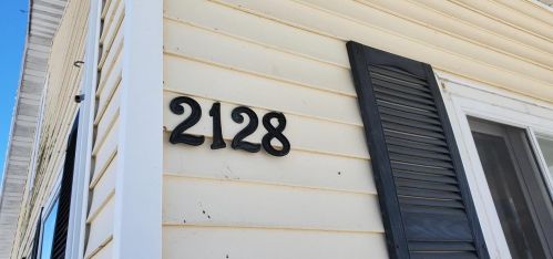 2128 Jefferson St, Oshkosh, WI 54901-1908