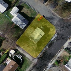 134 Spiers Rd, Newton MA  02459-3700 aerial view