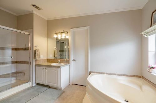 15811 Carlton Lake Rd, Wimauma FL  33598-5405 exterior