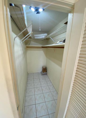 36 Berkshire B, West Palm Beach, FL 33417-2148