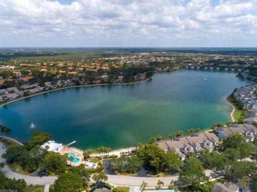 2895 Citrus Lake Dr, Naples FL  34109-7688 exterior