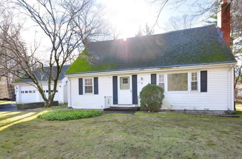 11 Hiram Ln, Bloomfield CT  06002-1224 exterior